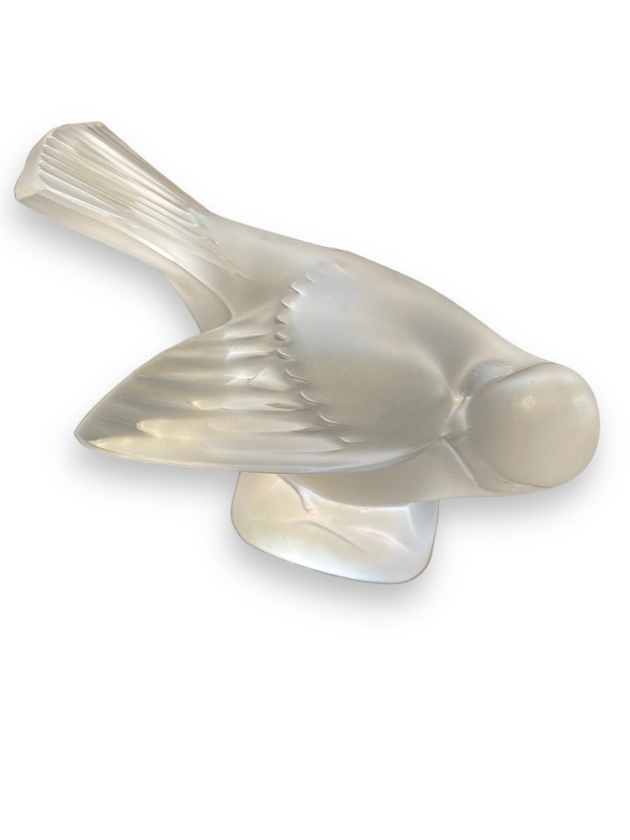 Lalique France Sparrow Bird In Art Deco Crystal