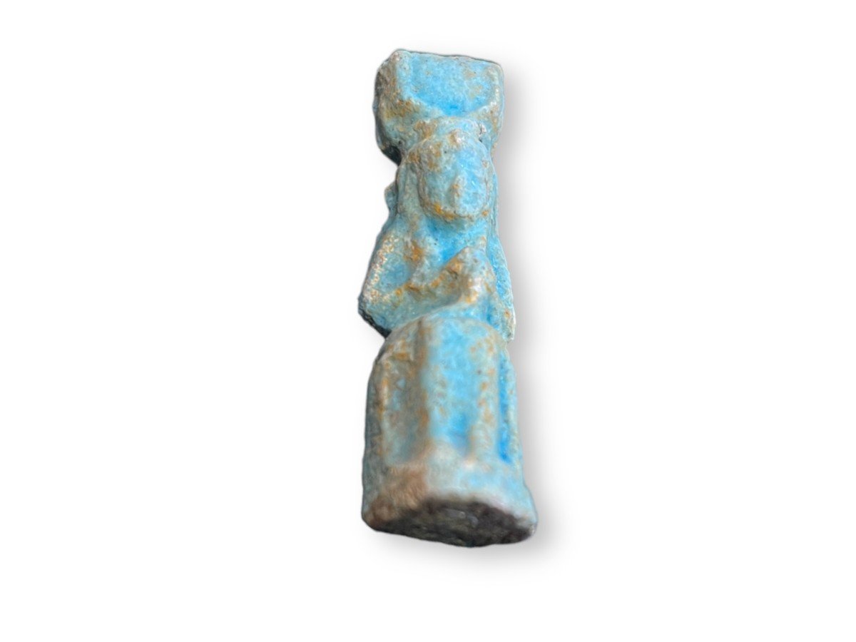 Egyptian Amulet Late Period Representing Isis-photo-2