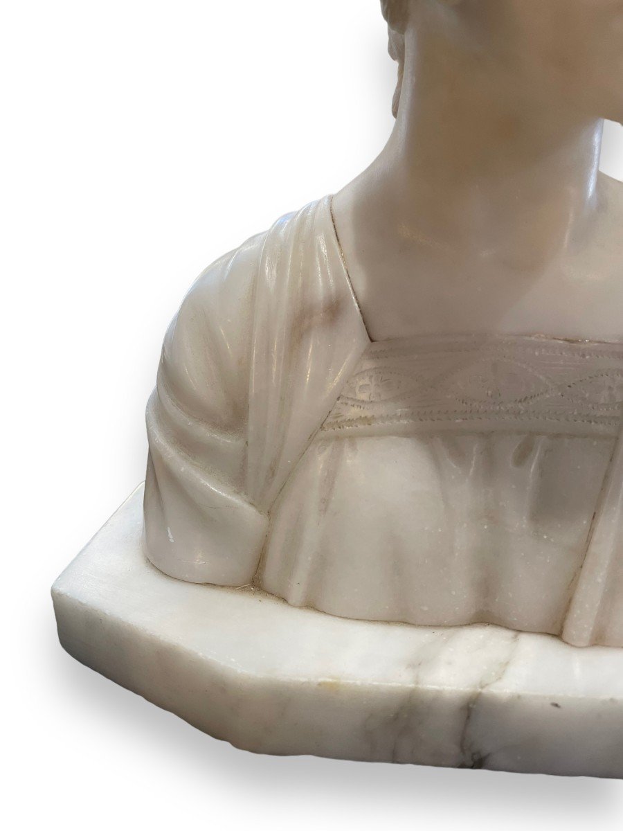 Female Bust In Marble And Alabaster-photo-3