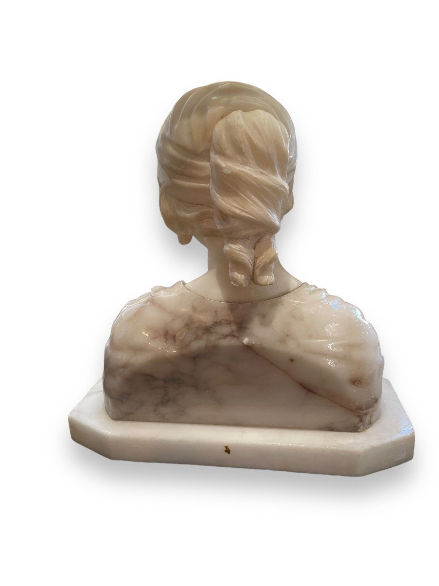 Female Bust In Marble And Alabaster-photo-6