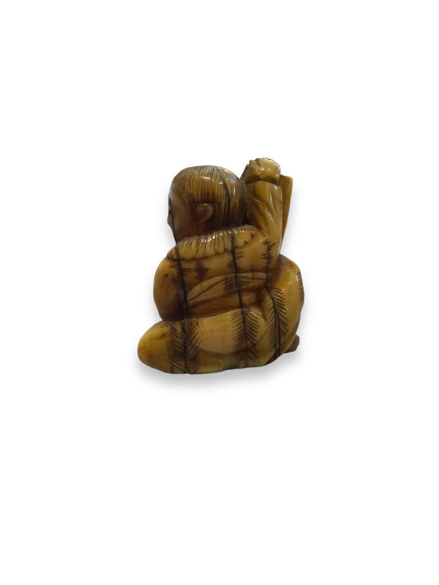 Netsuke 19th Century Character With Banner-photo-8