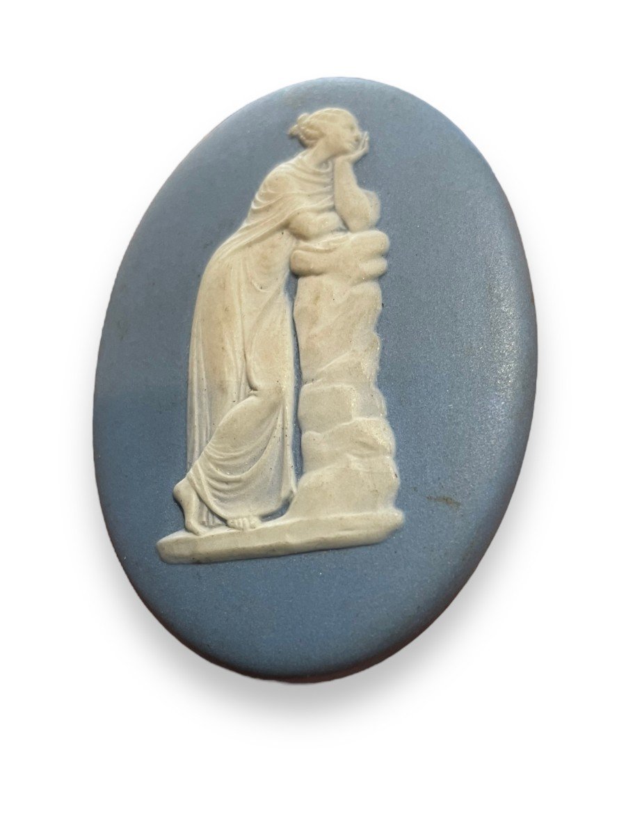 Cameo In Wedgwood Antique Scene-photo-1