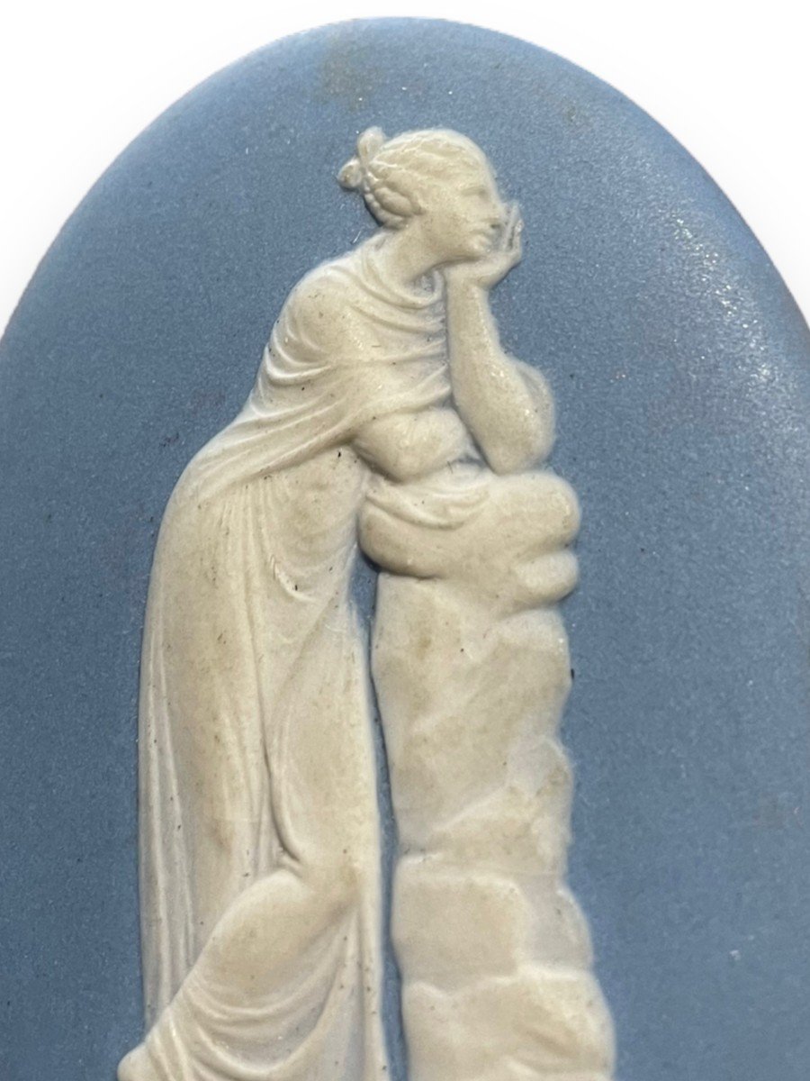 Cameo In Wedgwood Antique Scene-photo-3