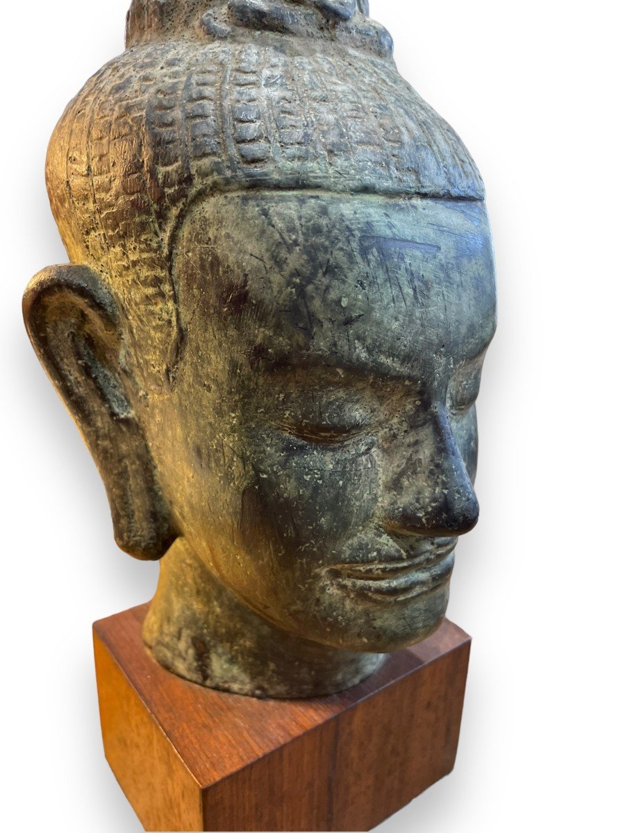 Cambodia Important 18th Century Buddha Head In Bronze-photo-1