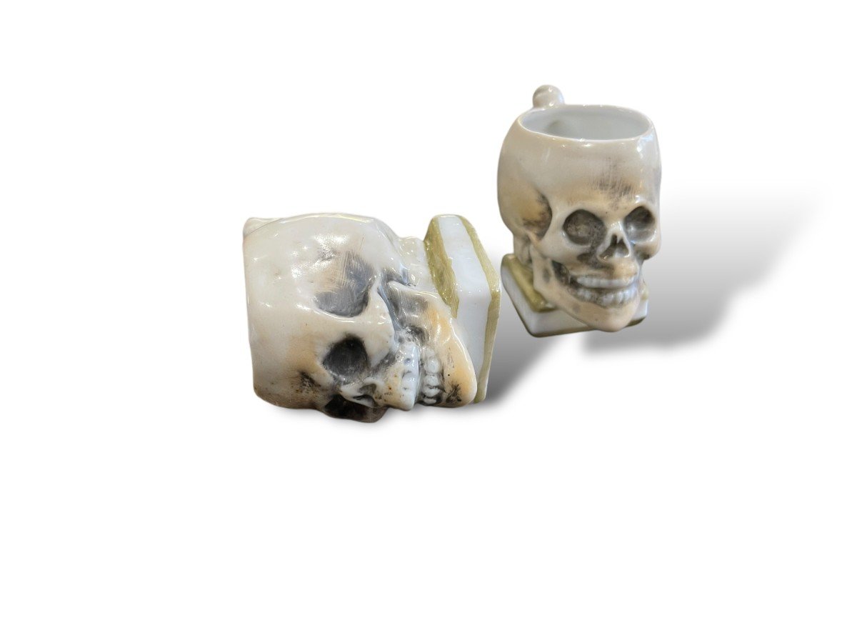 Capodimonte Memento Mori Skull Model Liqueur Service-photo-3