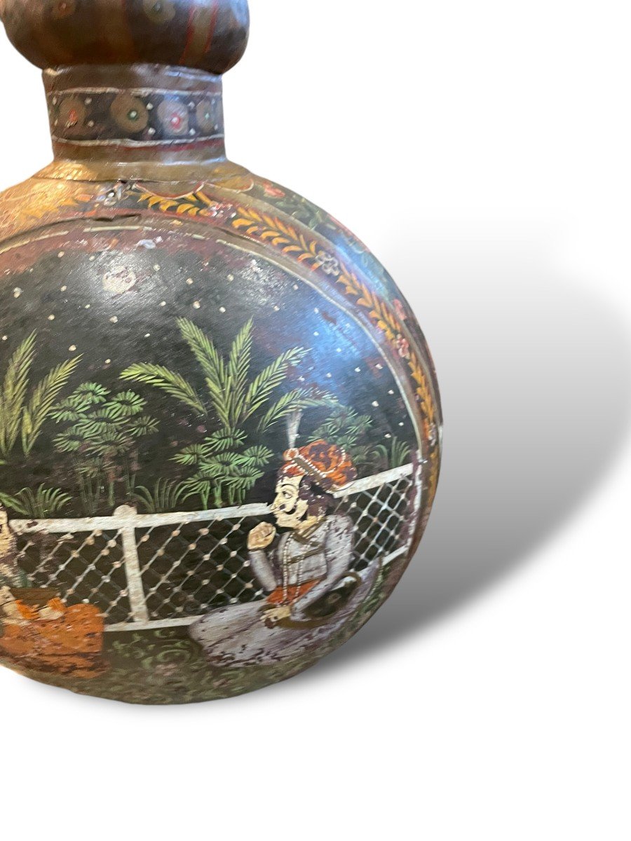 Important Indian Polychrome Metal Gourd-photo-4