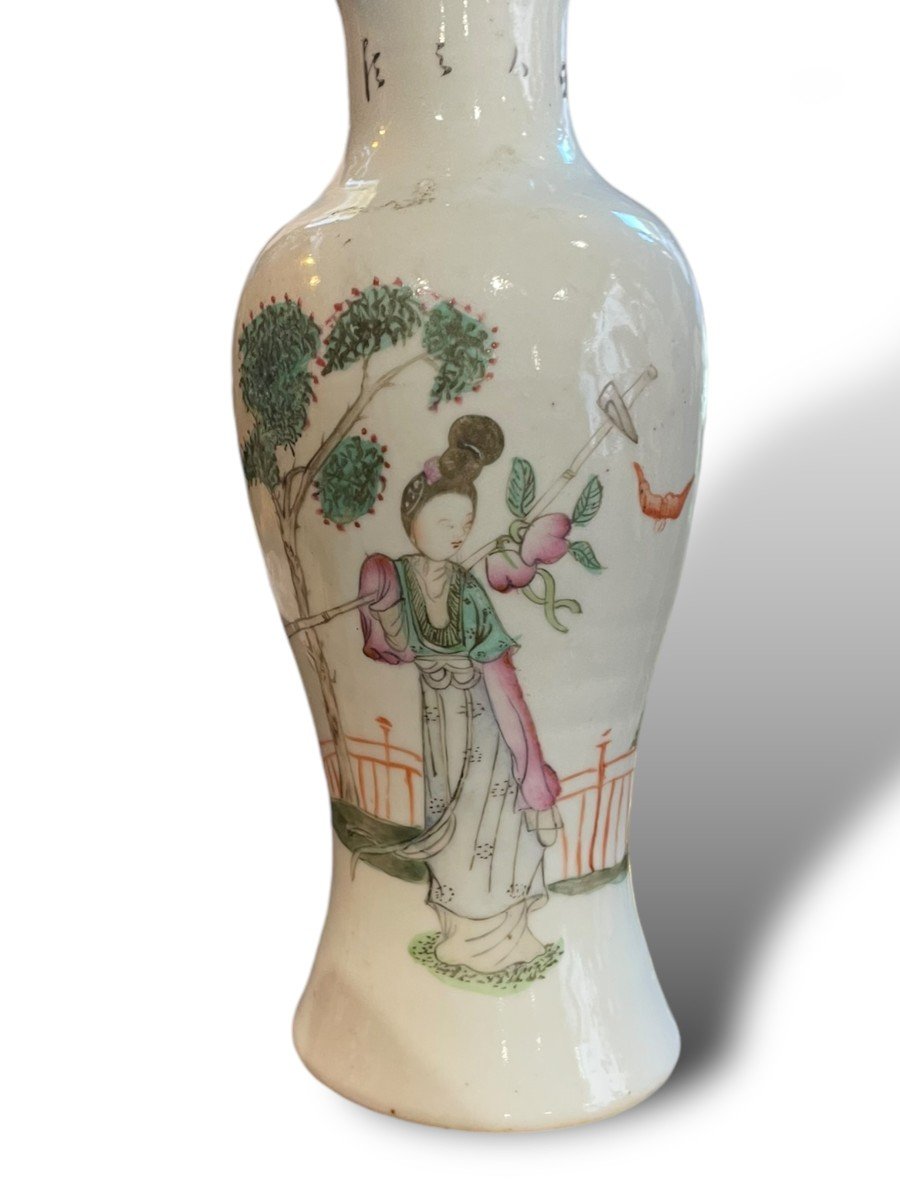 Chinese Qing Dynasty Porcelain Baluster Vase-photo-4