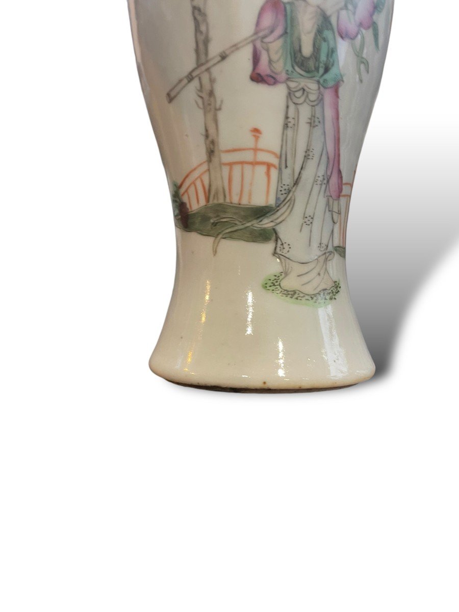 Chinese Qing Dynasty Porcelain Baluster Vase-photo-1