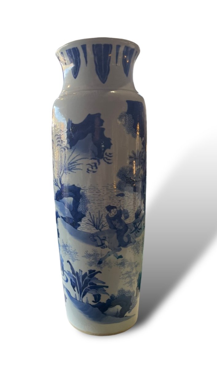 Vase En Porcelaine Bleu-blanc à Décor De Personnages Chine Style Transition