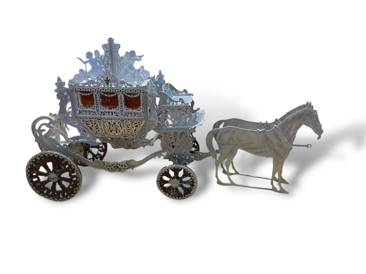 Important Carriage Jewelry Box-photo-3