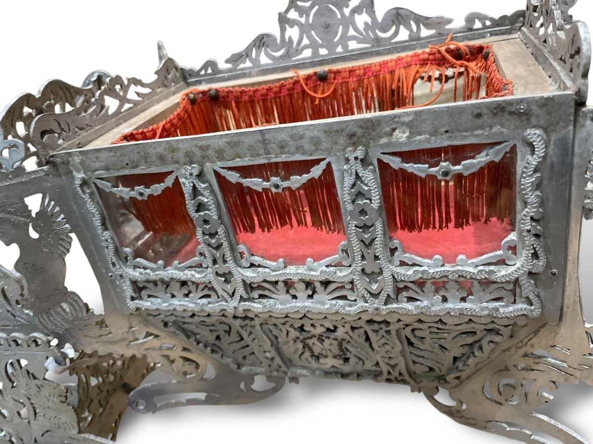 Important Carriage Jewelry Box-photo-4