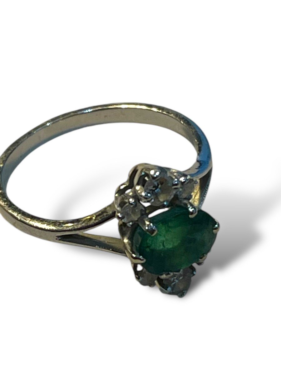 Emerald And Diamond White Gold Ring-photo-3