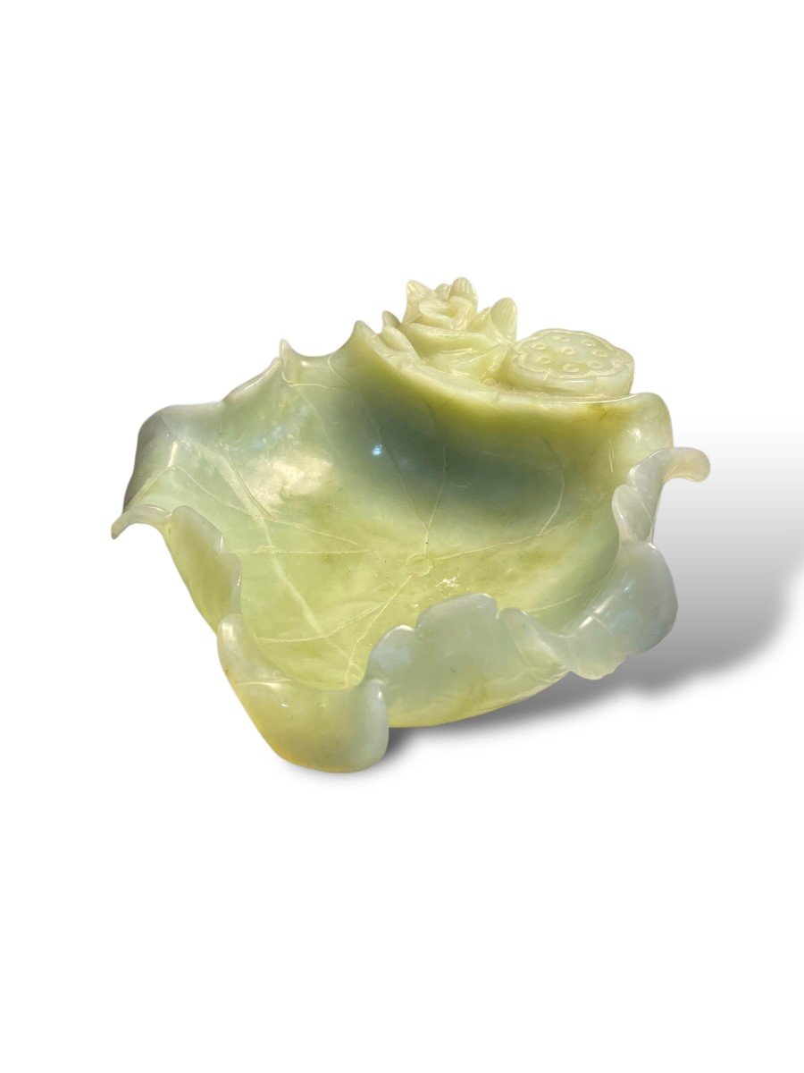 Chine Rince Pinceau Motif Fleur de lotus En Jade De Couleur Verte -photo-4