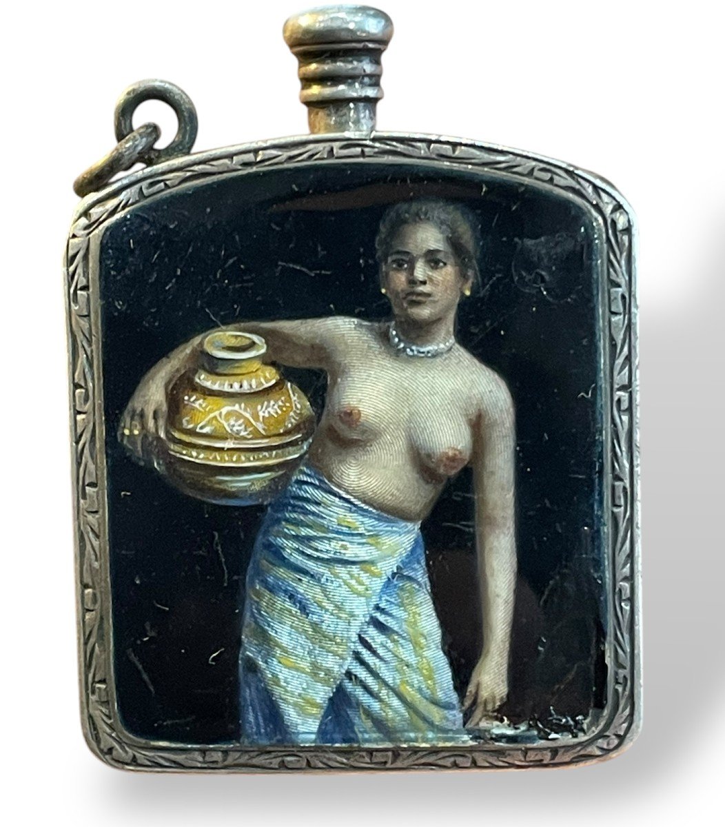 Curiosa Enameled Silver Snuff Box Water Carrier