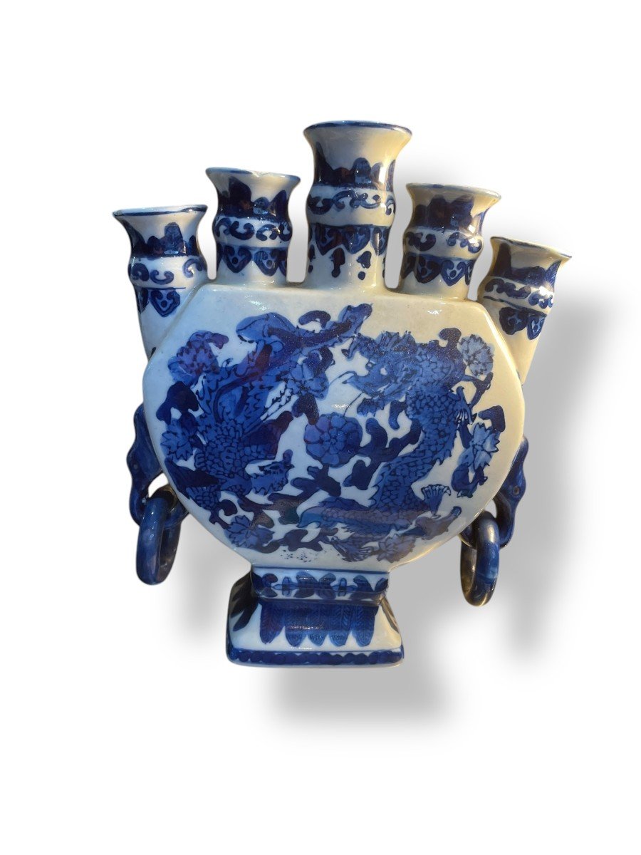 Chine Vase Tulipier Tulipière En Porcelaine Bleu Blanc à Décor De Dragon -photo-1