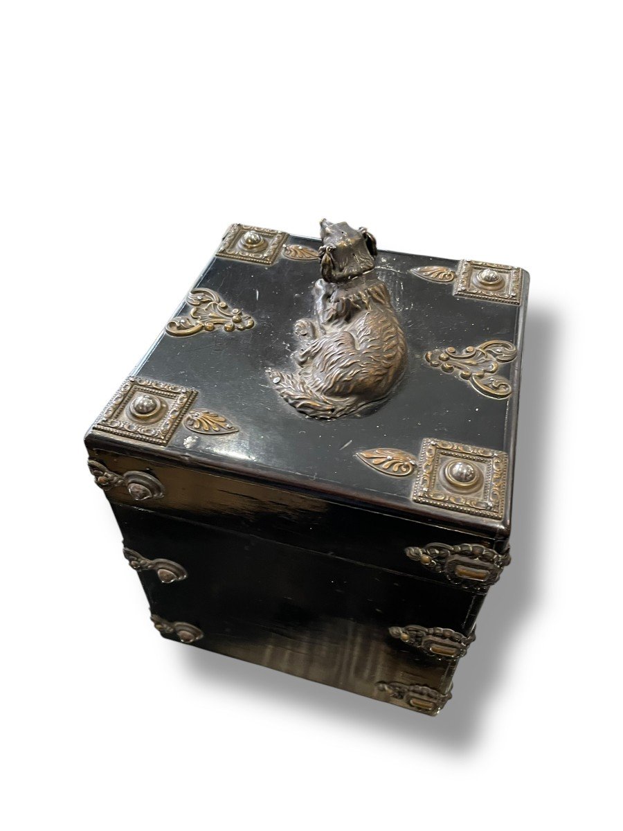 Norci Napoleon III Wooden Box Dog Decor-photo-3