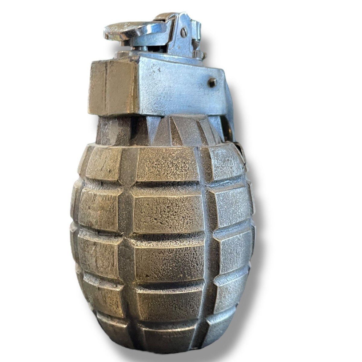 Curiosité Briquet Motif Grenade