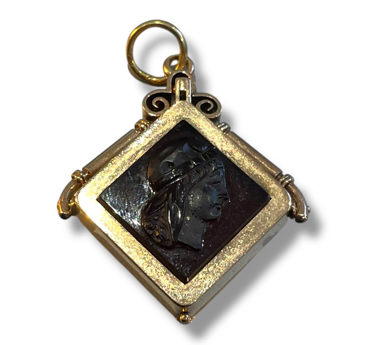 19th Century Victorian Agate Intaglio Photo Holder Pendant