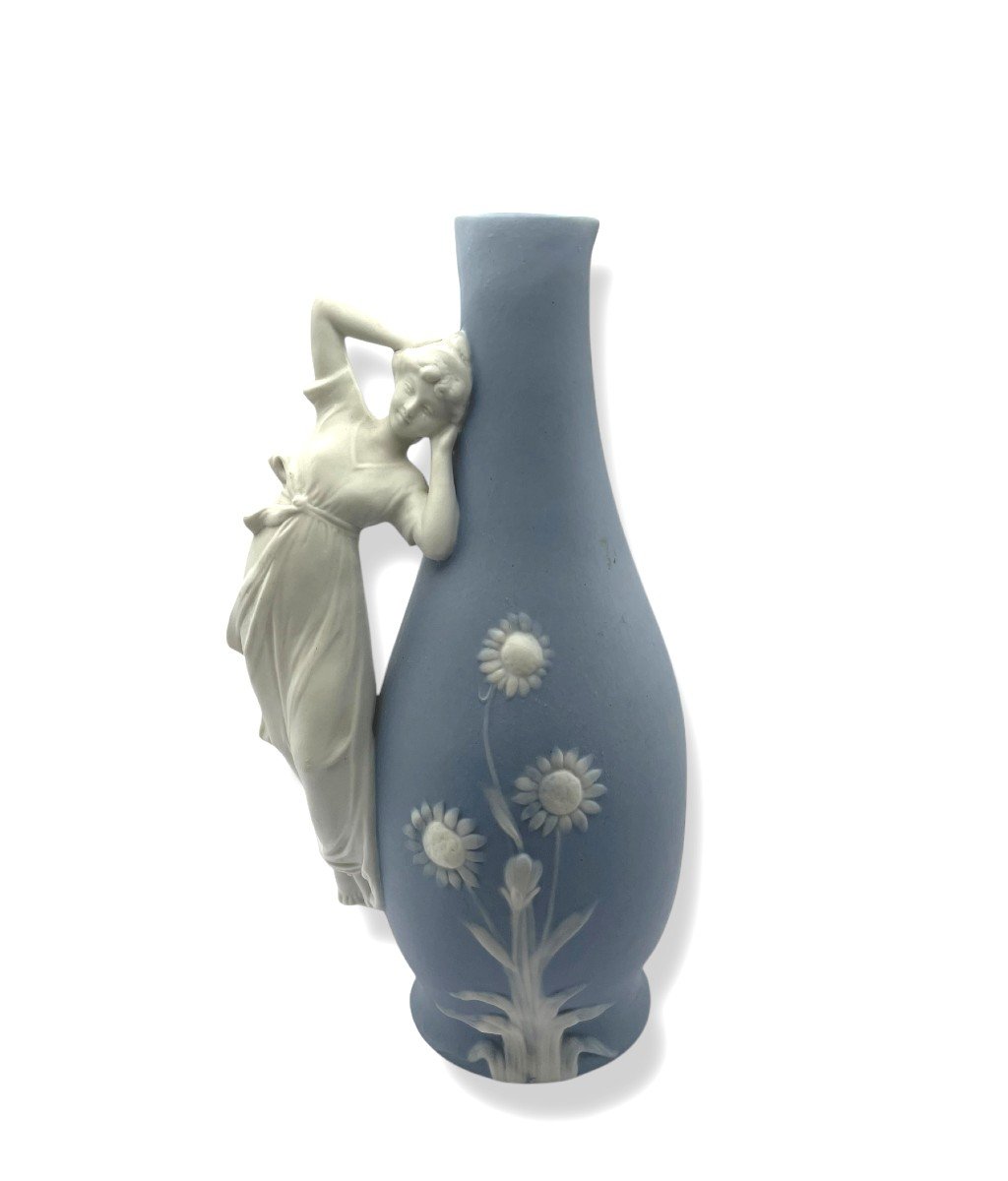 Pansu Vase Female Model In Wedgwood Blue Biscuit