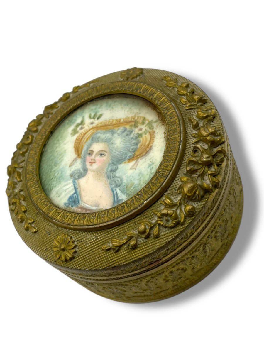 Boite En Pomponne Marie-Antoinette-photo-1