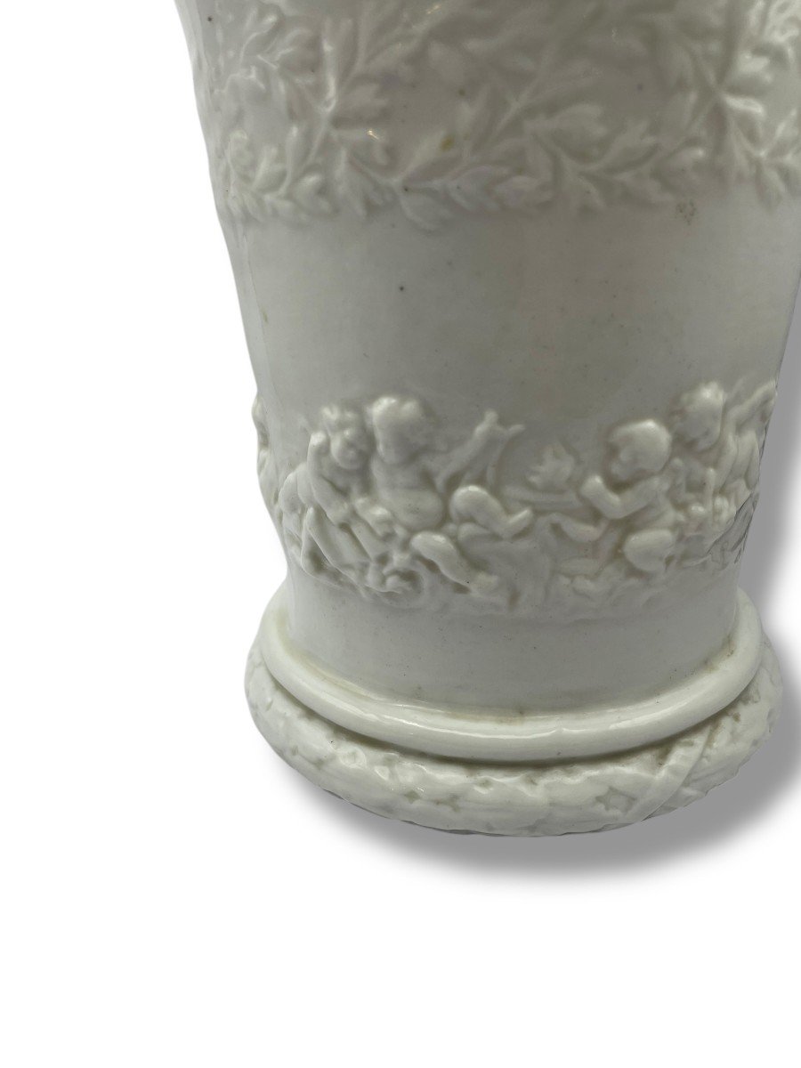 Large Enameled Porcelain Vase With Putti Decor-photo-2