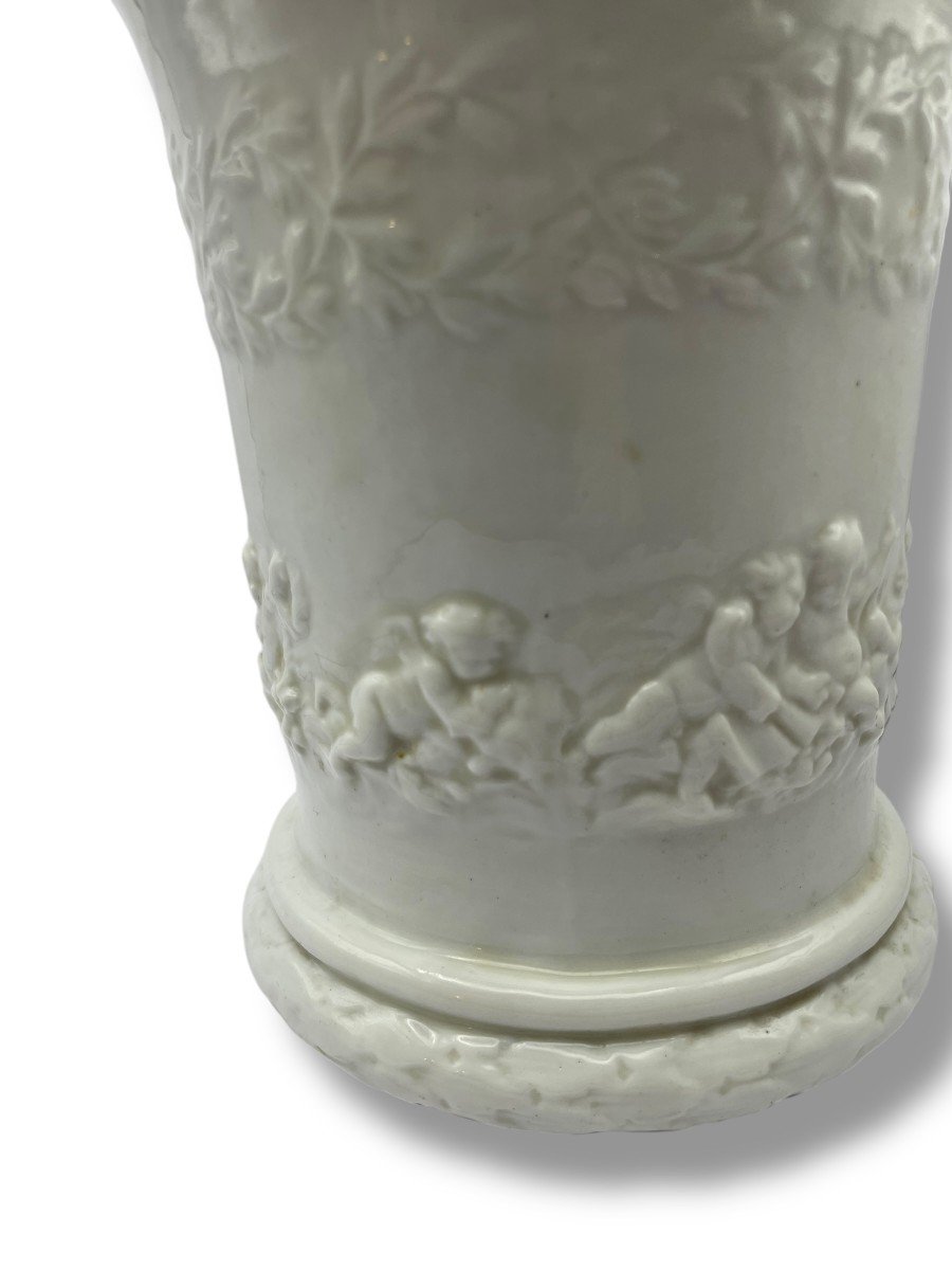 Large Enameled Porcelain Vase With Putti Decor-photo-3