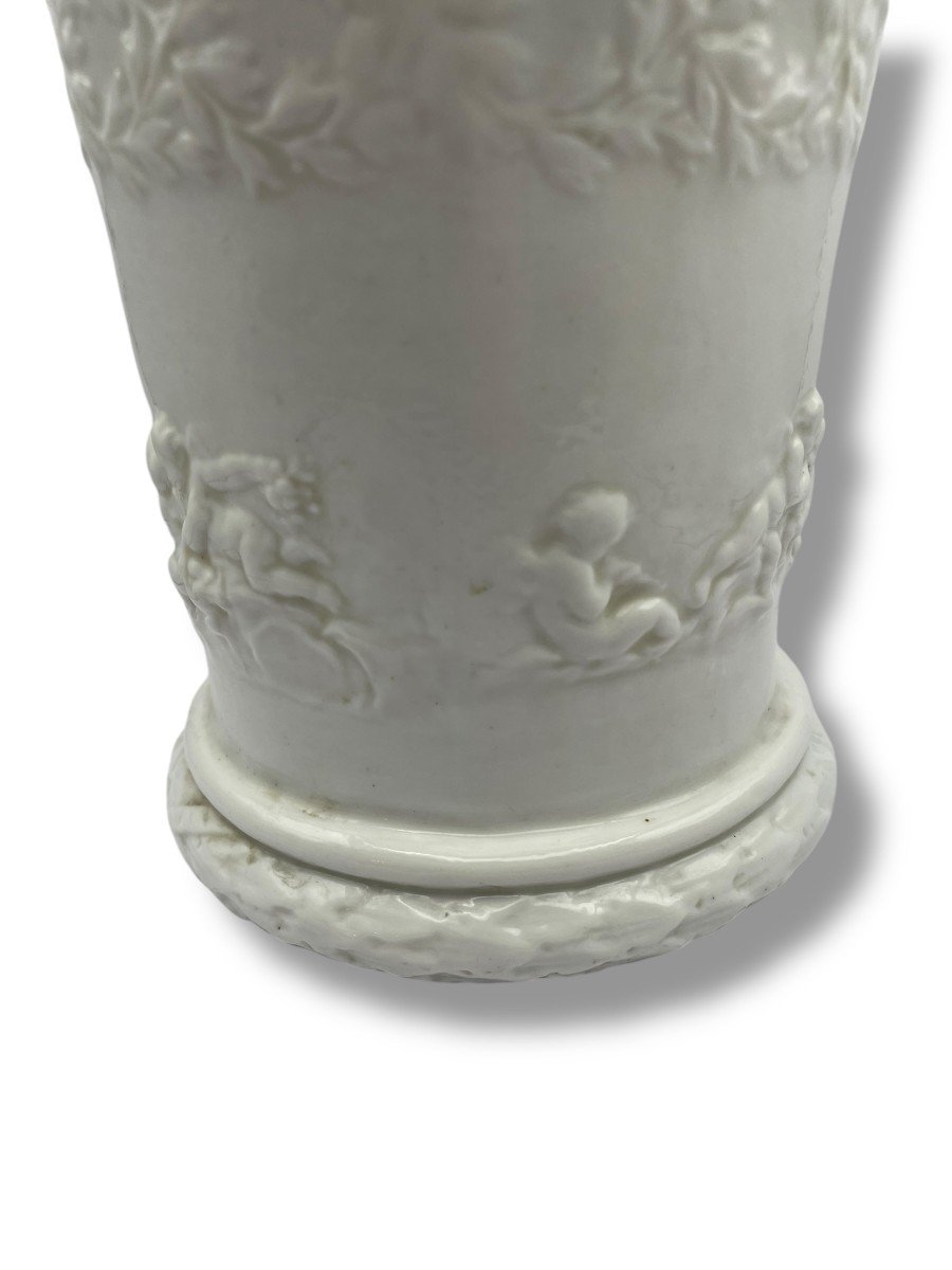 Large Enameled Porcelain Vase With Putti Decor-photo-4