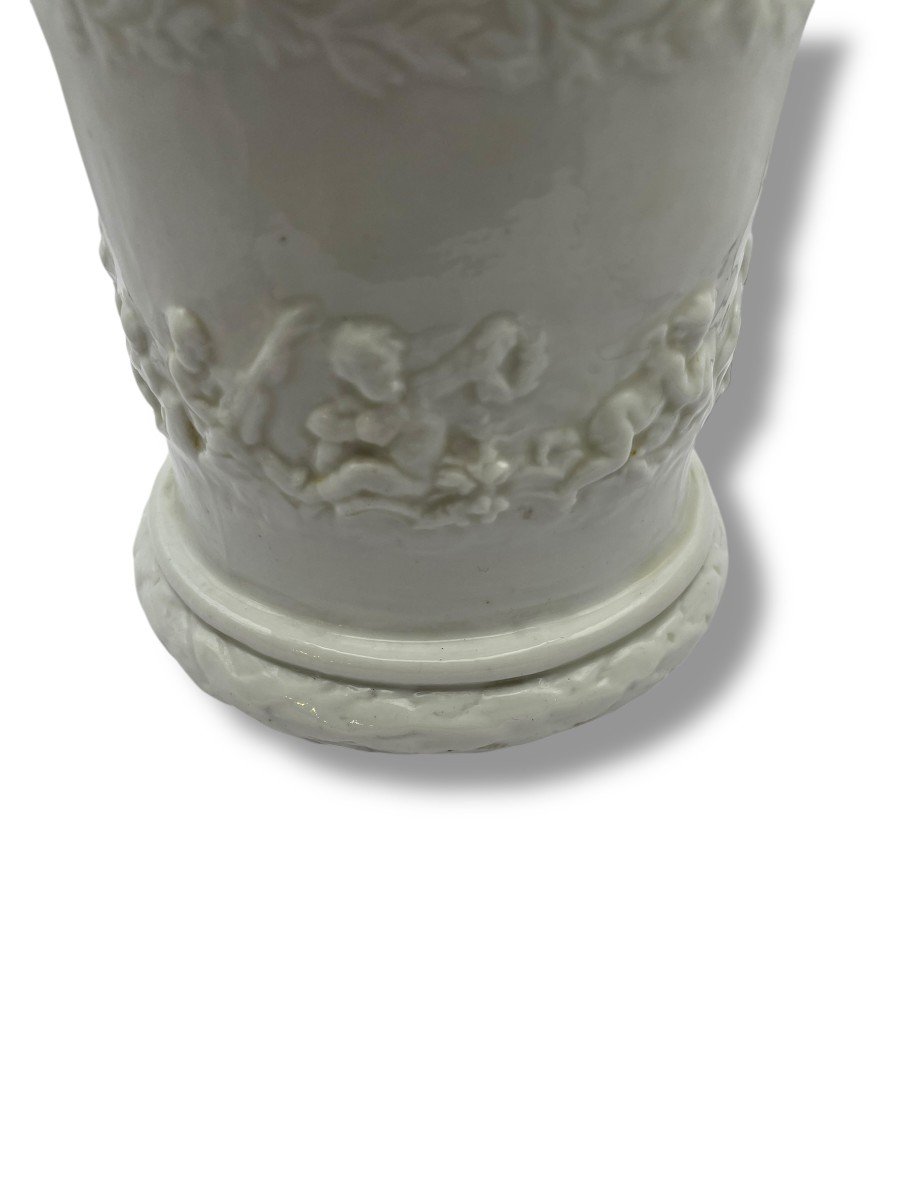 Large Enameled Porcelain Vase With Putti Decor-photo-4