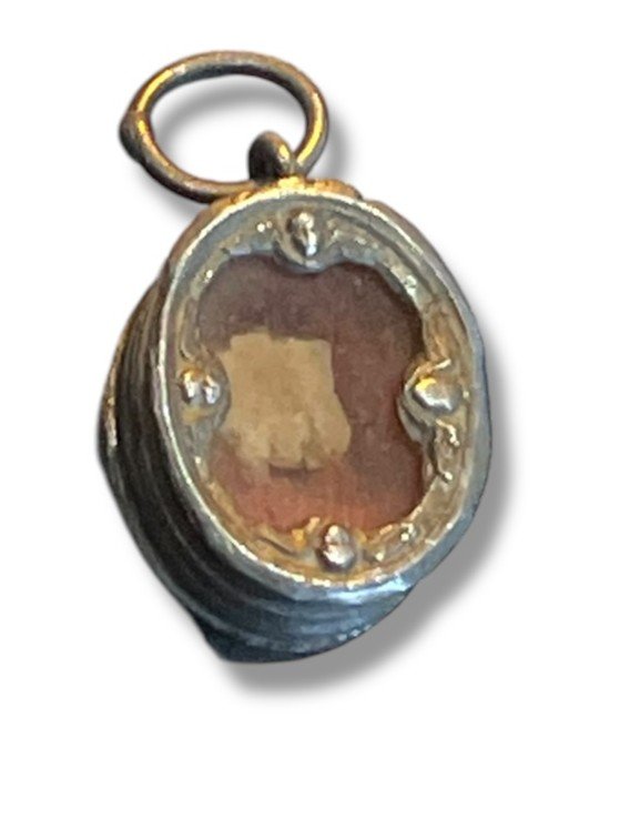 Silver Reliquary Pendant-photo-2