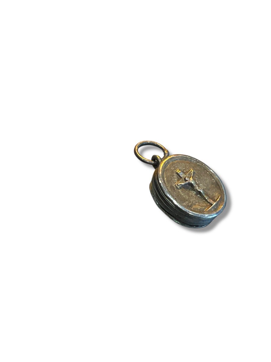 Silver Reliquary Pendant-photo-3