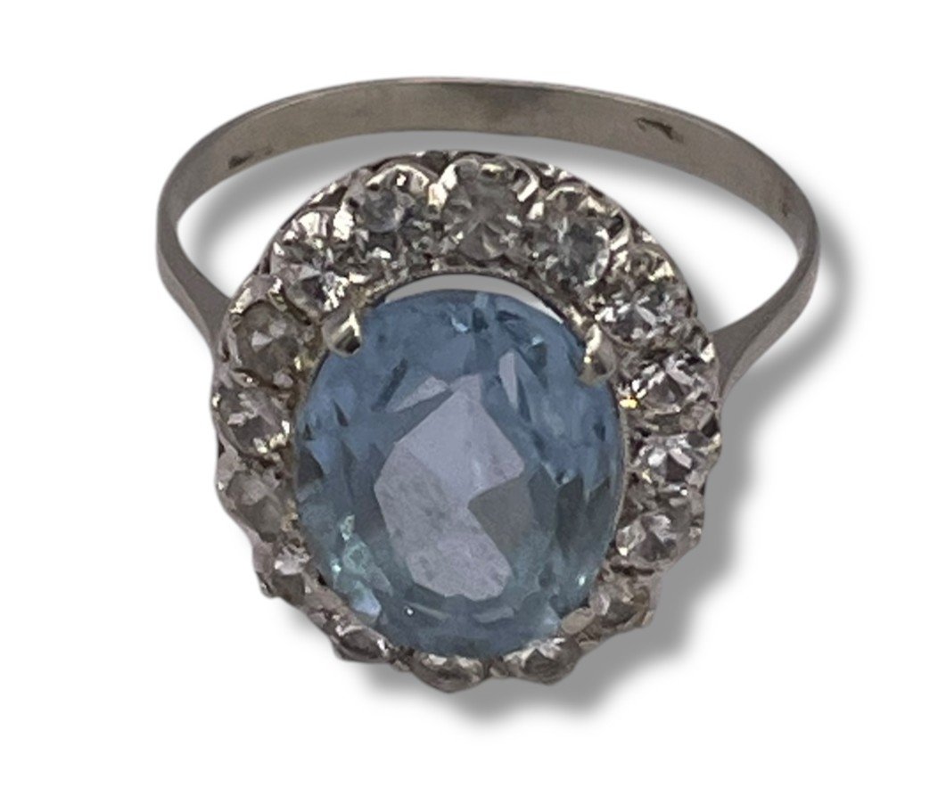 Bague En Or Gris Pierre Bleue