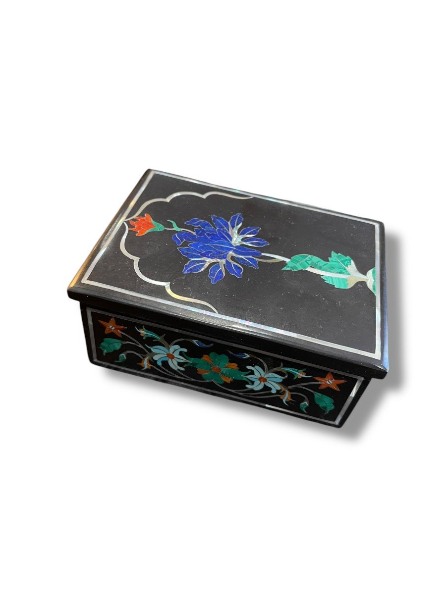 Box In Marquetry Of Fine Stones And Mother-of-pearl-photo-7