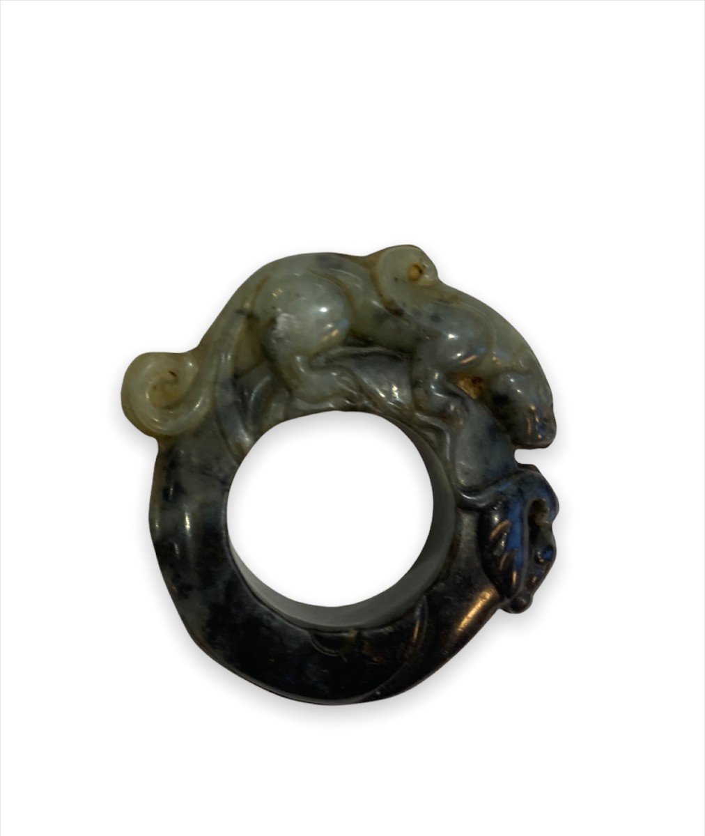 Green Nephrite Jade Ring With Dragon Pattern - China Early 20th Century-photo-3