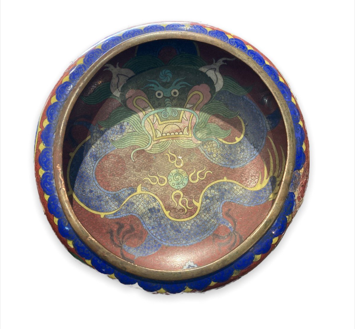 Coupe Chinoise En émaux Cloisonnés Polychrome à Motif De Dragon Circa 1920-photo-1