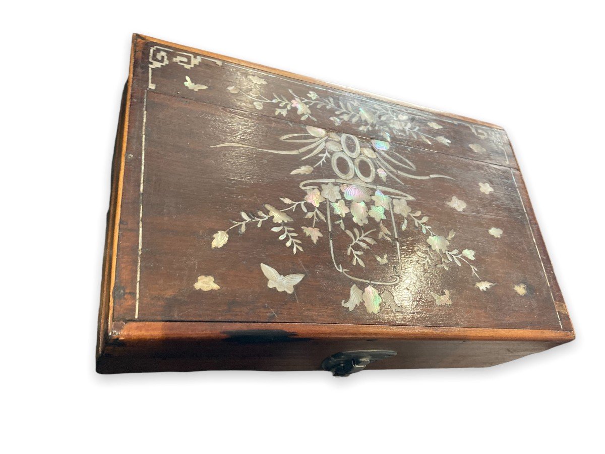 Large Asian Wooden Box Inlaid With Mother Of Pearl Burgaud-photo-3