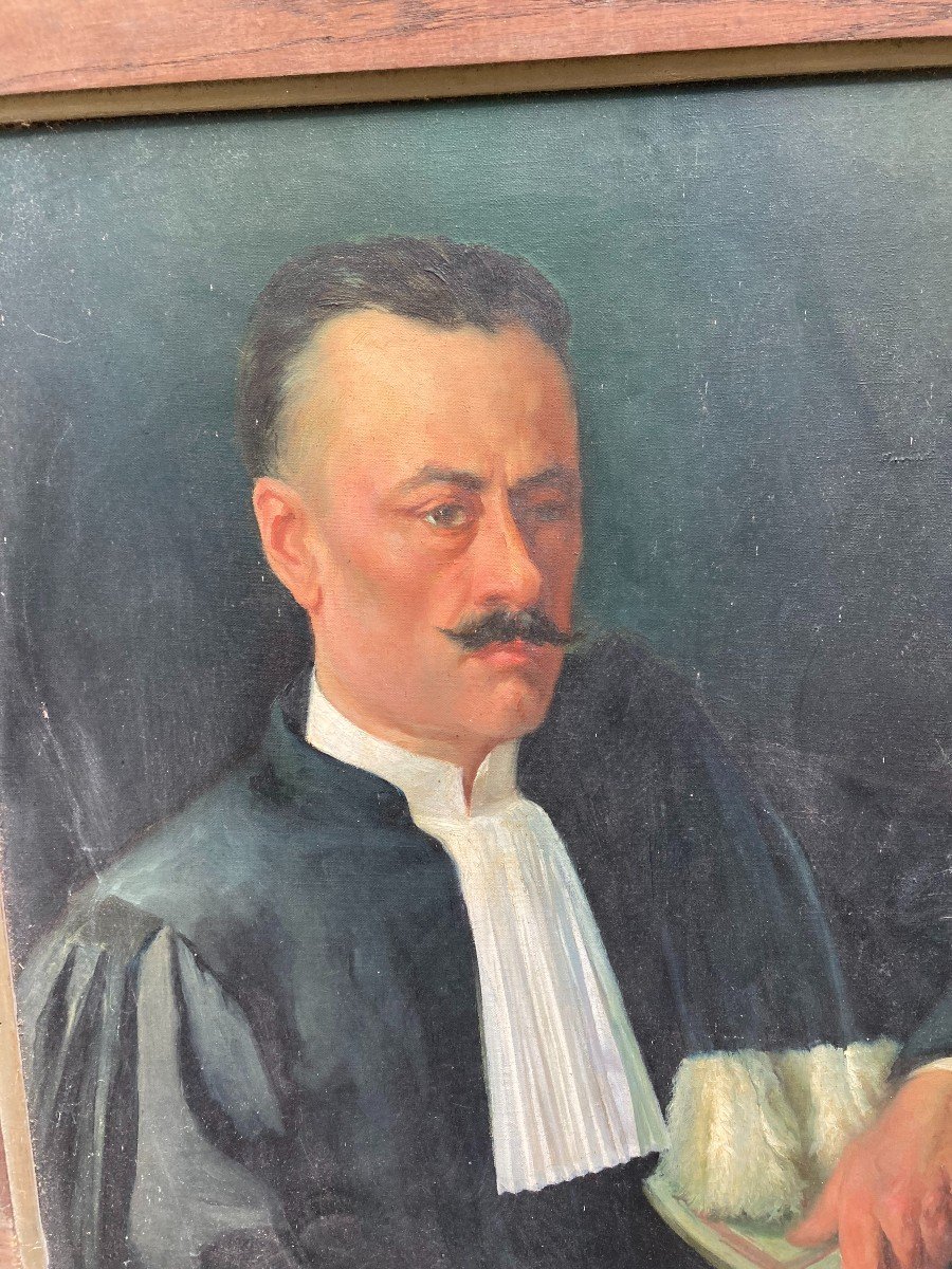 Large Oil On Canvas Representing A Man Of Law-photo-6