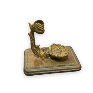 Fun Watch Holder Pen Holder Paperweight Fish Decor