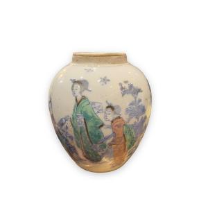 Asia Polychrome Porcelain Covered Pot