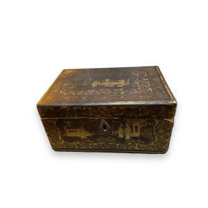 19th Century Chinese Lacquered Wood Tea Box