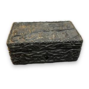 China 19th Century Black Lacquered Wooden Box