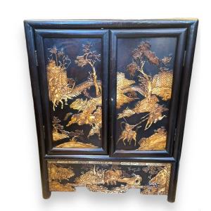 Chinese Rectangular Furniture In Wood And Bone Veneer Battle Scenes