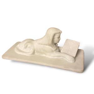 Sphinx Au Livre En Biscuit Blanc