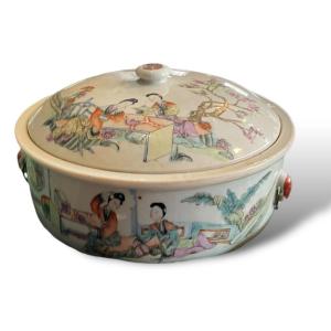 19th Century Soup Tureen, Chinese Character Decor, XIanfeng Period