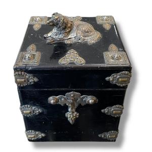 Norci Napoleon III Wooden Box Dog Decor