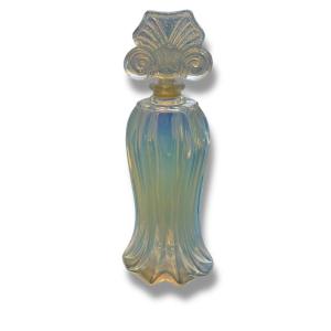 Waltersperger Sabino Style Opalescent Glass Collectible Bottle