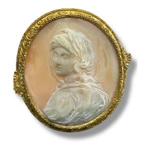 Large 19th Century Shell Cameo Woman In Turban