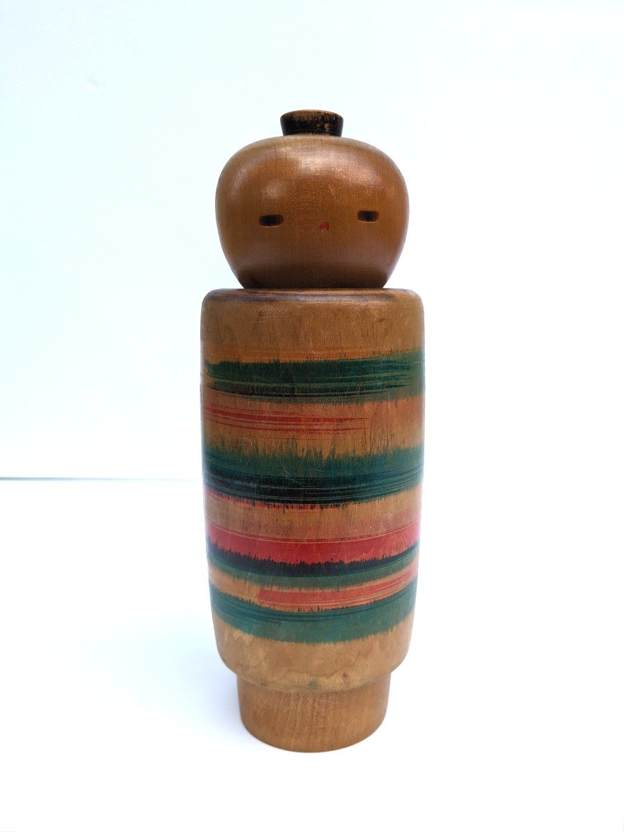 Yamaka Sanpei - kokeshi vers 1970 .   Kok200(6)