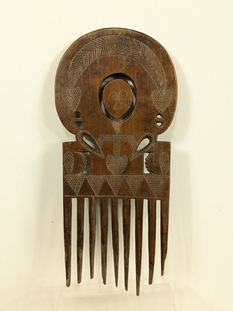 Ashanti Face Decorated Comb - Ghana