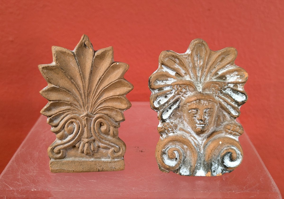 Two Miniature Acroteria Or Antefixes - 19th Century Grand Tour Terracotta