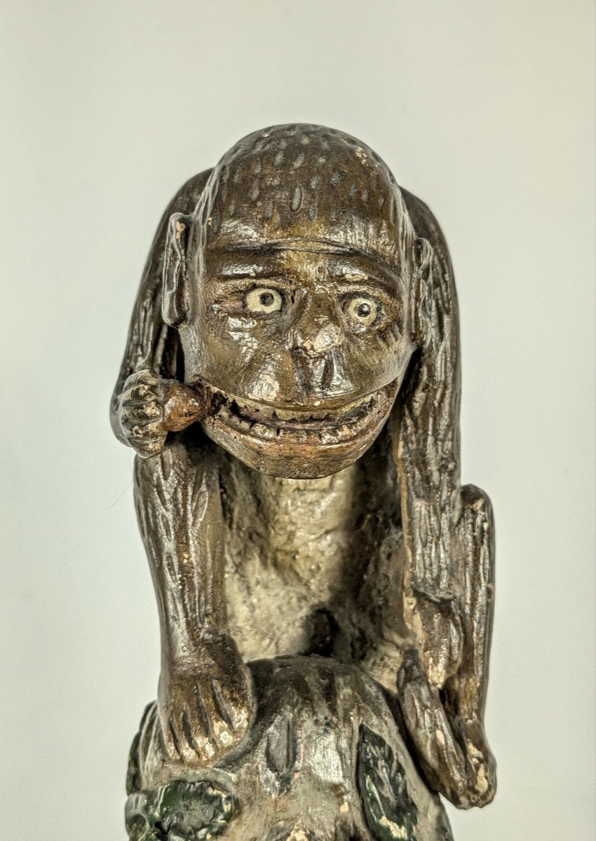 Grimacing Monkey - Folk Art Late 19th Century Carved Wood-photo-3